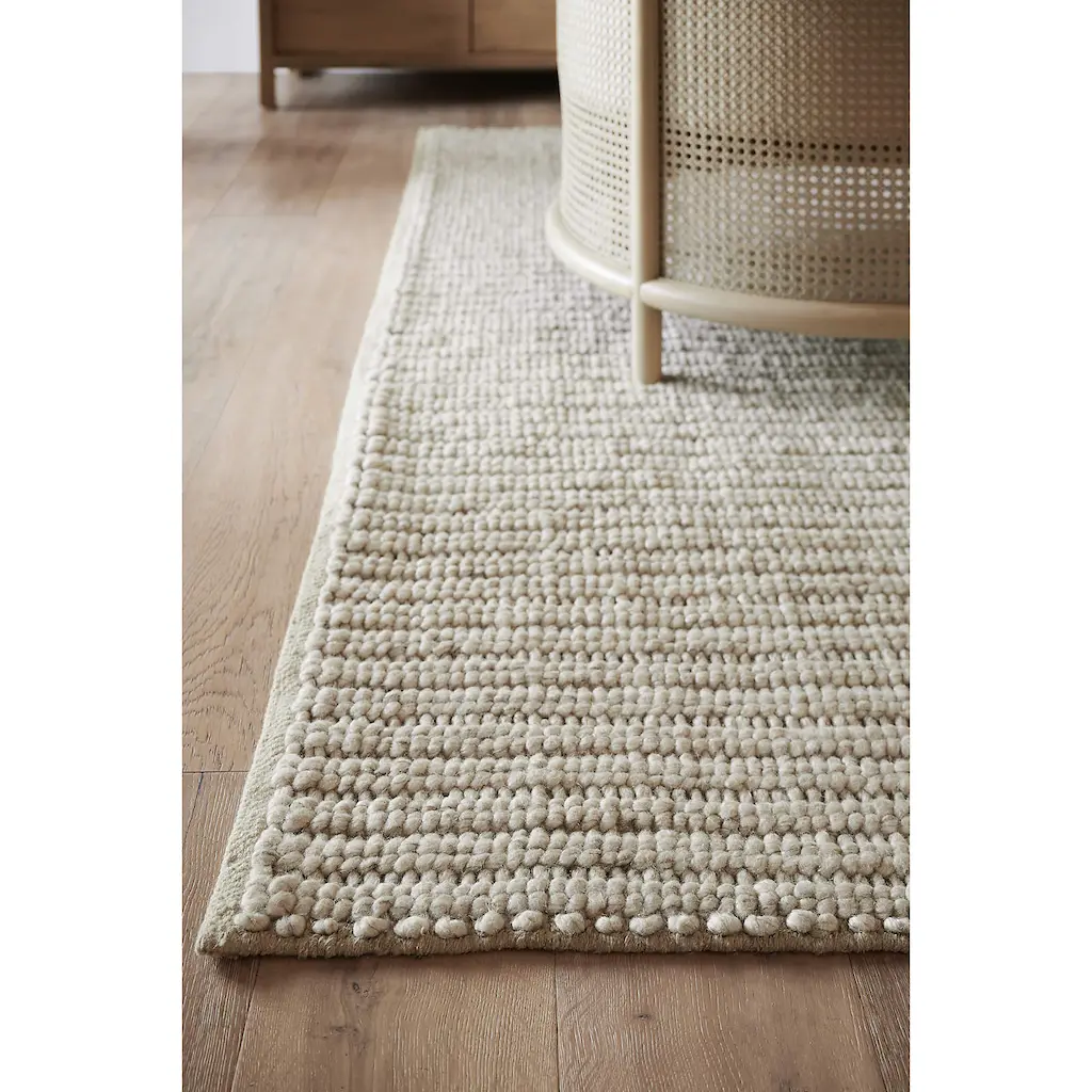 Area rug 6'x9' WOOL( selling n1174)