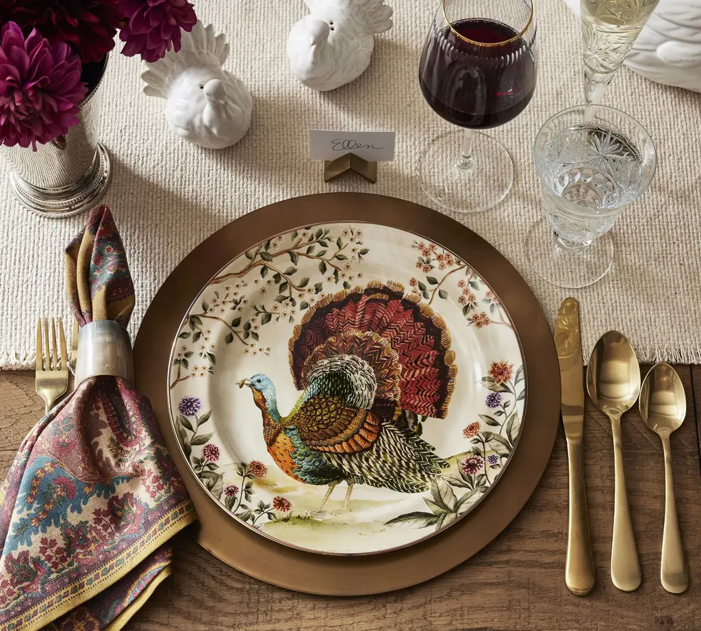 Pottery Barn store Turkey Serving Bowl