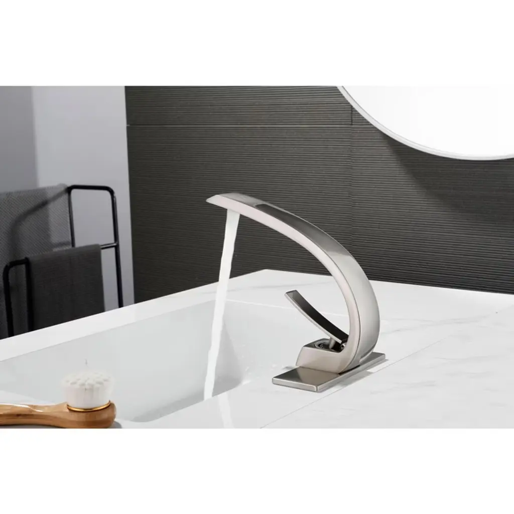 Stylish Retro Copper Bathroom Faucet For A Timeless Look