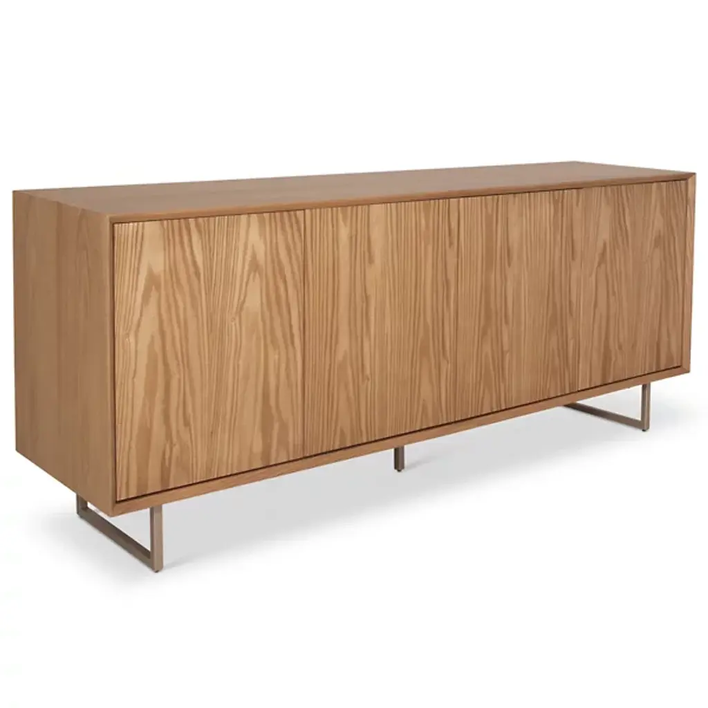 Modern Brazilian Quadrum Buffet