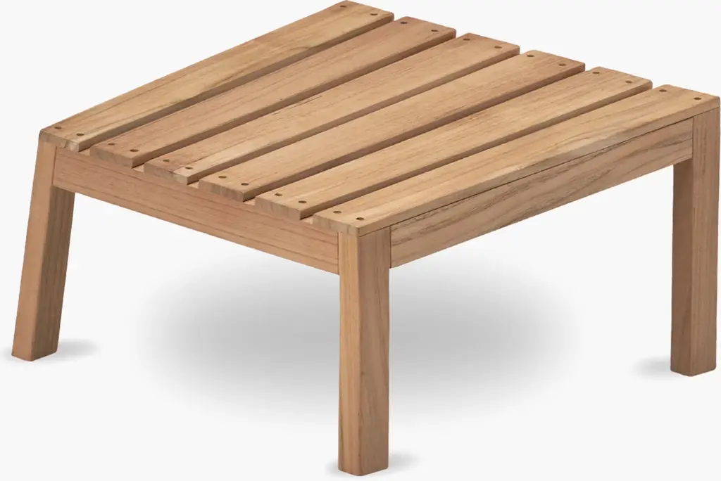 Between Lines Deck Stool