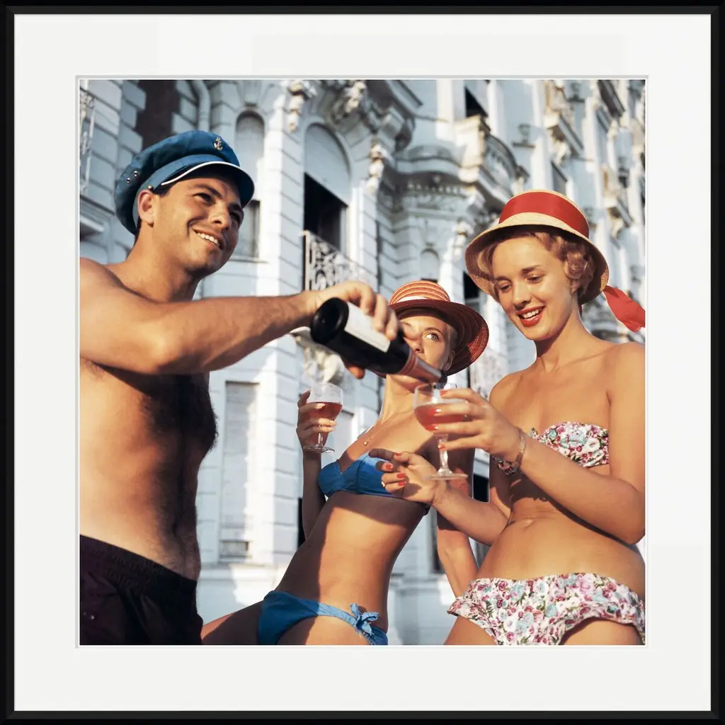 Slim Aarons, Top Up?