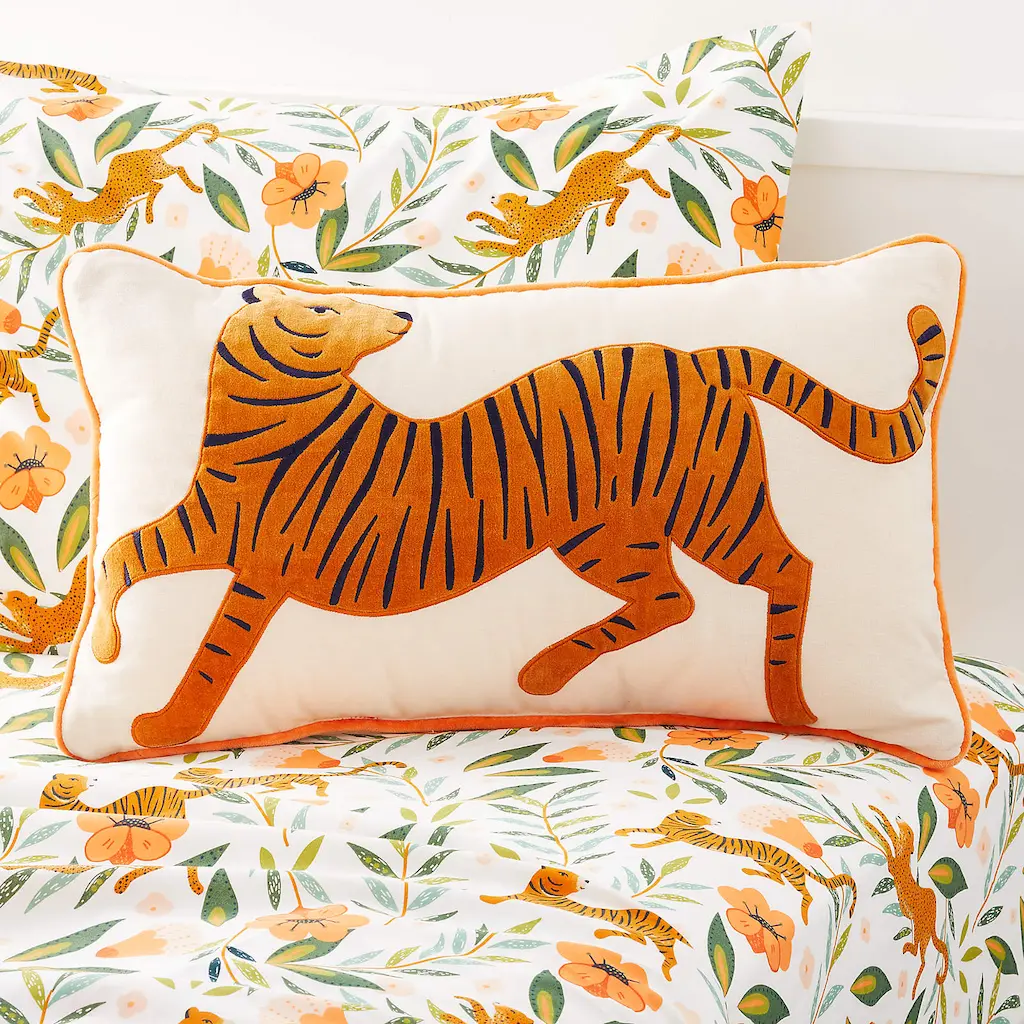 Jonathan Adler NWT Tiger buy needlepoint pillow