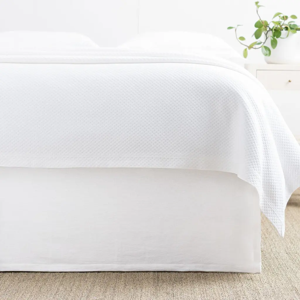 Wilton Bed Skirt, White