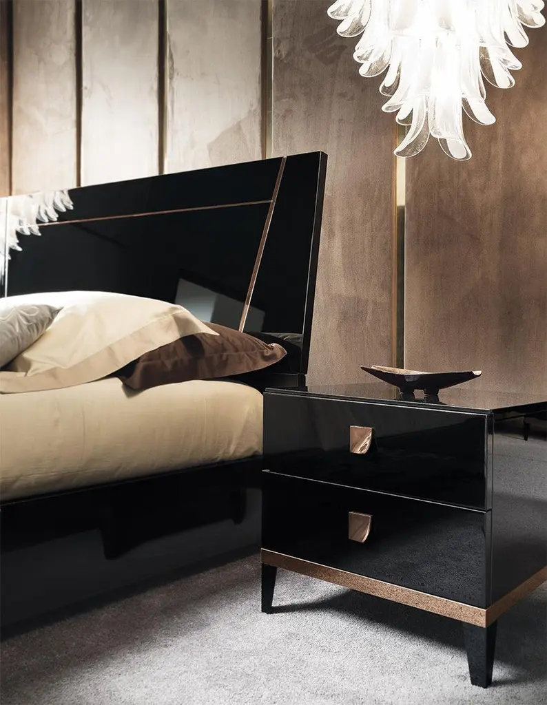 Mont Noir Night Stand